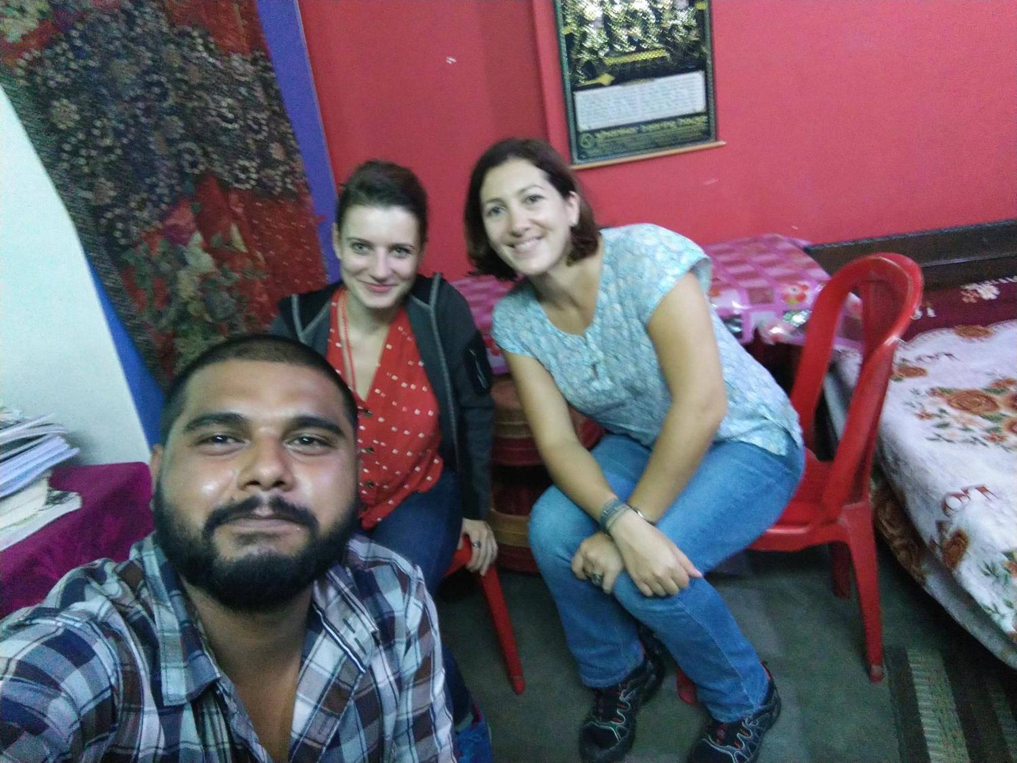 Atathi Niwas Guest House For Backpackers And Travellers Siliguri Δωμάτιο φωτογραφία
