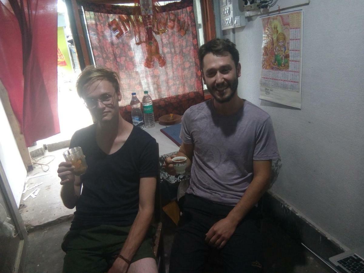 Atathi Niwas Guest House For Backpackers And Travellers Siliguri Εξωτερικό φωτογραφία
