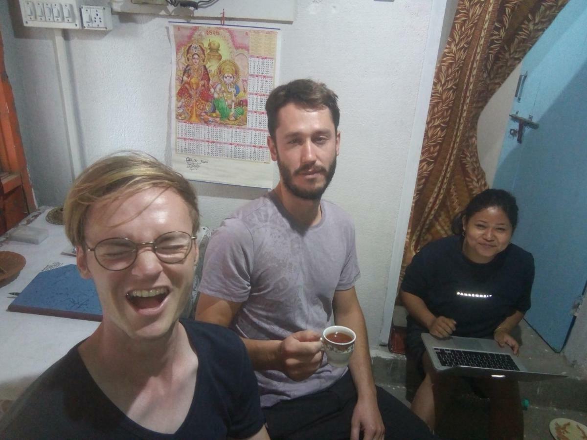 Atathi Niwas Guest House For Backpackers And Travellers Siliguri Εξωτερικό φωτογραφία
