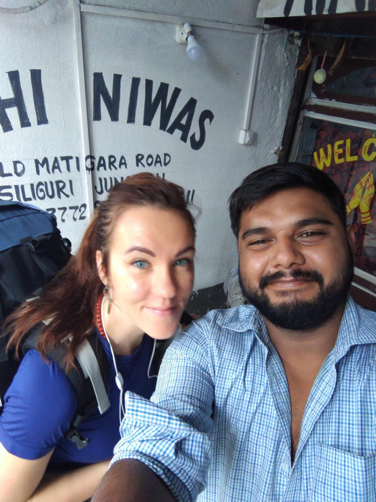 Atathi Niwas Guest House For Backpackers And Travellers Siliguri Εξωτερικό φωτογραφία