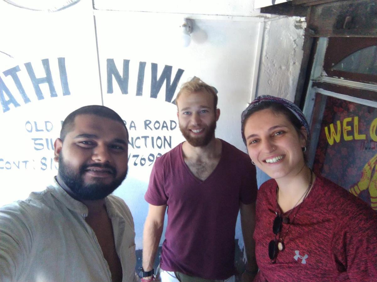 Atathi Niwas Guest House For Backpackers And Travellers Siliguri Εξωτερικό φωτογραφία