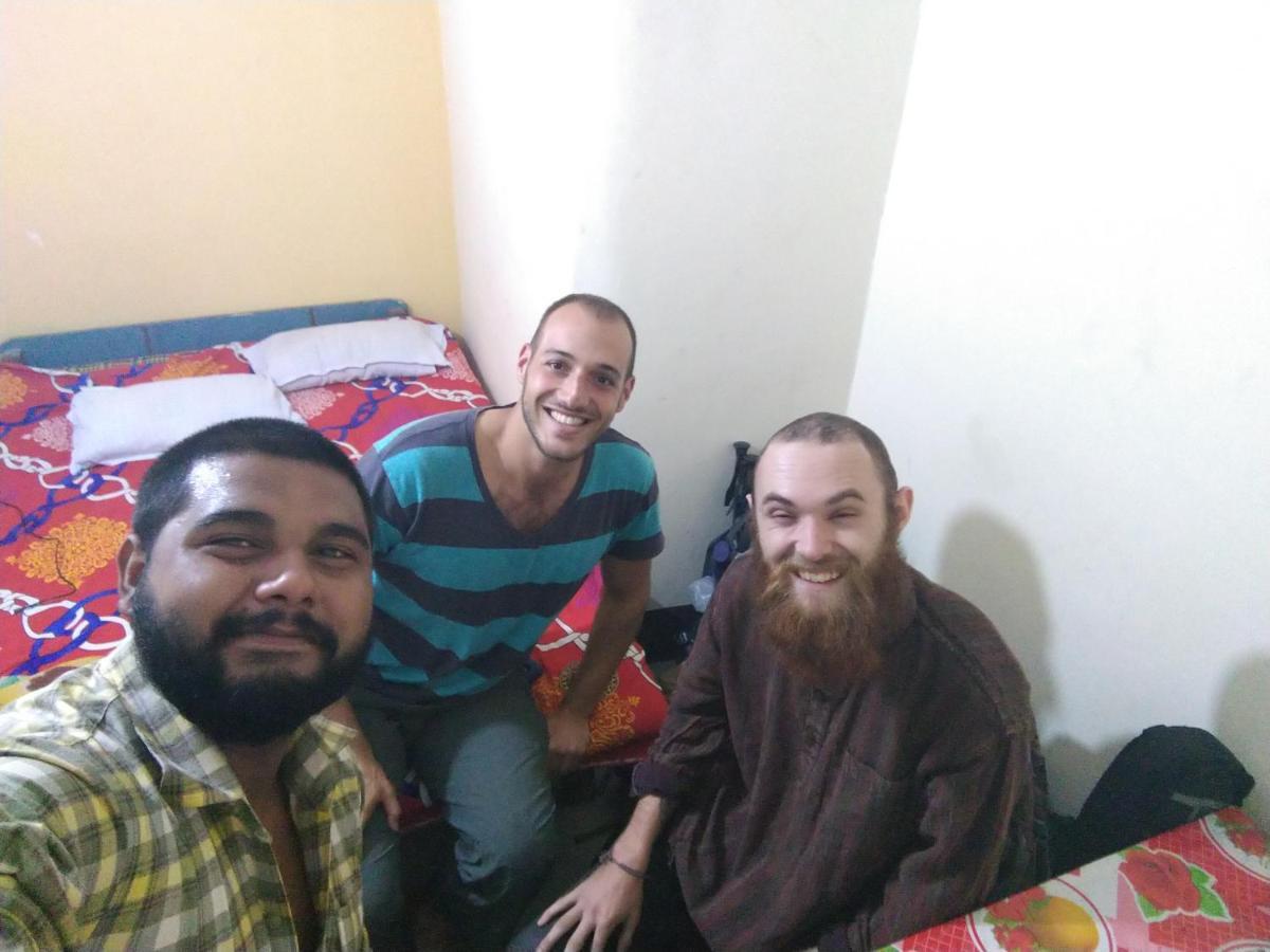 Atathi Niwas Guest House For Backpackers And Travellers Siliguri Εξωτερικό φωτογραφία